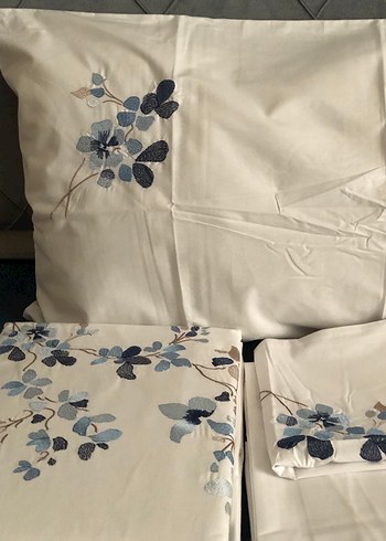 Karaca Home Nakışlı Beyaz Nevresim Takımı