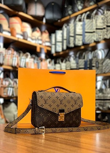 Louis Vuitton İthal kalite Kol Çantası 