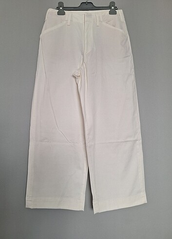 Rag & Bone Bol kalıp, bol model pantolon.