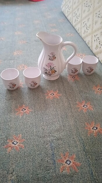 5 bardak ve sürahi hi porselen takim