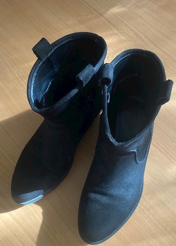 Siyah Süet Tokalı Kadın Bot - Görsel 9