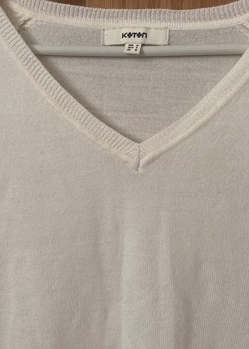 Beyaz V Yakalı Kadın Pamuklu Kazak - Görsel 2