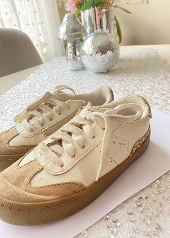 Zara Ekru Suet Detayli Gunluk Sneaker
