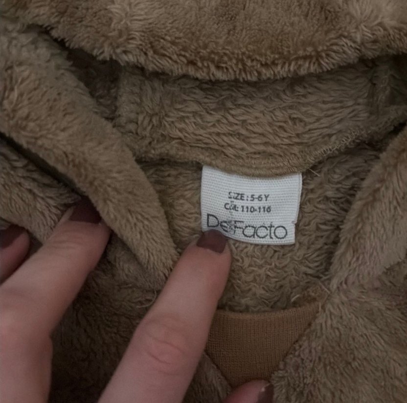 Kahverengi Kapüşonlu  Takım - Görsel 2