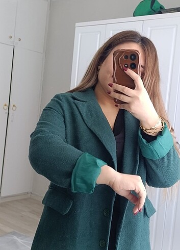 40 Beden yeşil Renk Kaban kışlık astarlı