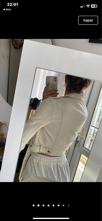 xs Beden beyaz Renk bershka beyaz deri ceket
