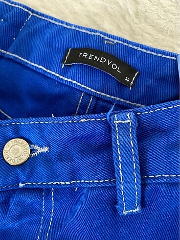 Trendyol & Milla Trendyolmilla Saks kontrast geçişli jean