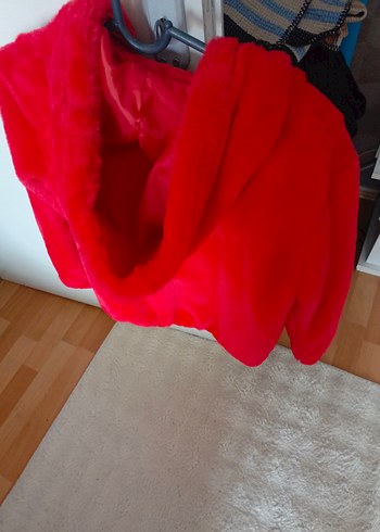 Kırmızı Kapüşonlu Kadın Peluş Ceket - Görsel 2