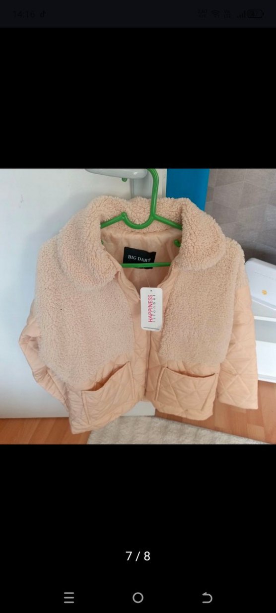 Bej Peluş Detaylı Kadın Kışlık Ceket S,m uygun - Görsel 2