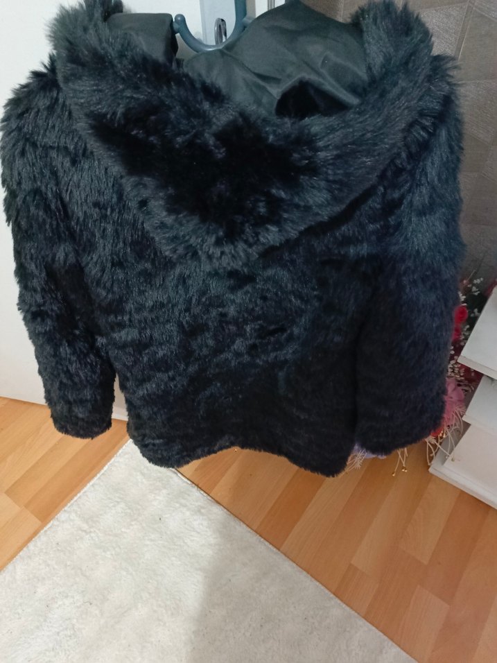 Siyah Kadın Kürk Detaylı Midi Boy Ceket - Görsel 3