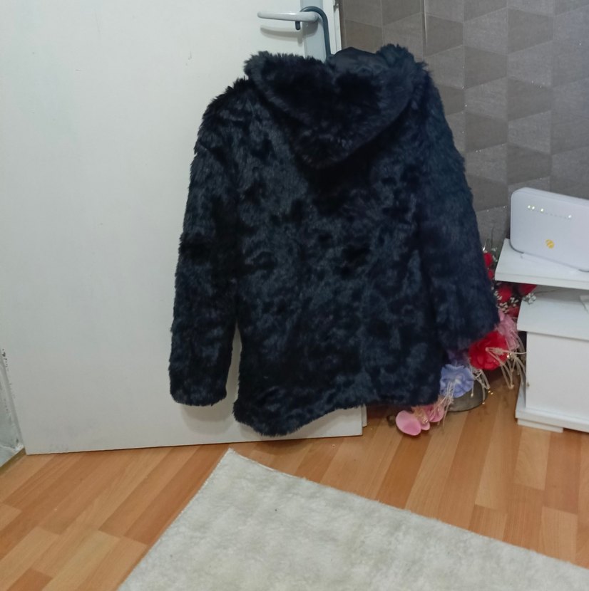 Siyah Kadın Kürk Detaylı Midi Mont - Görsel 2