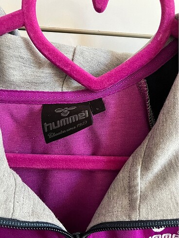s Beden Hummel sweatshirt