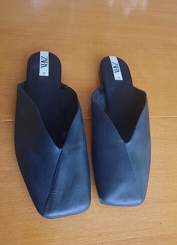 Zara Zara Siyah Babet