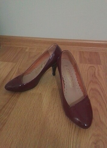 37 Beden bordo Renk AYAKKABI