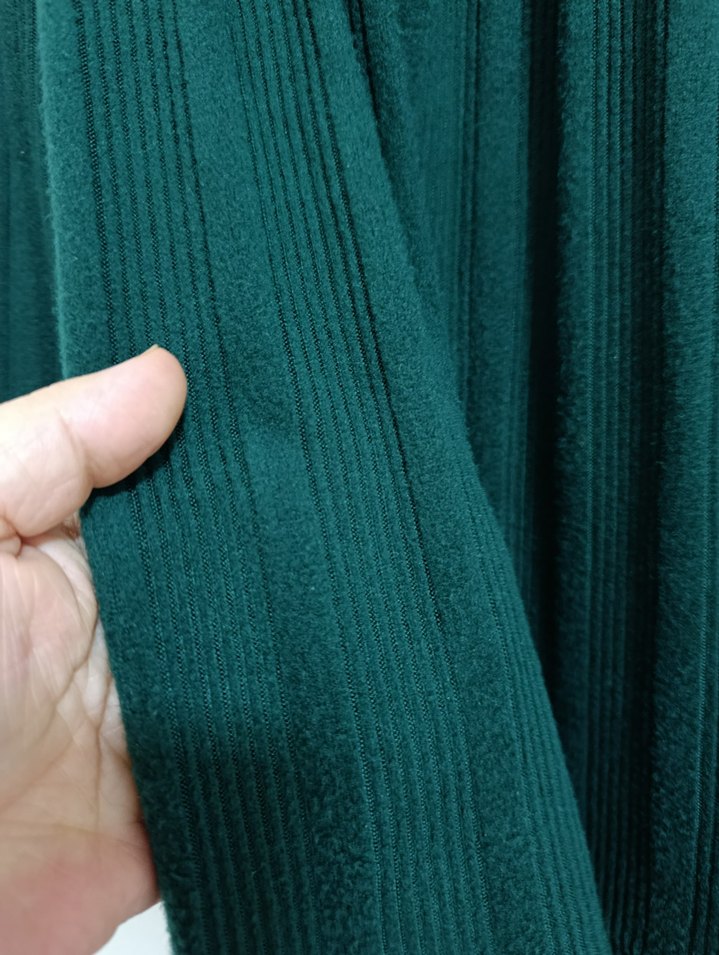 Kadın Yeşil Piliseli Triko - Görsel 3