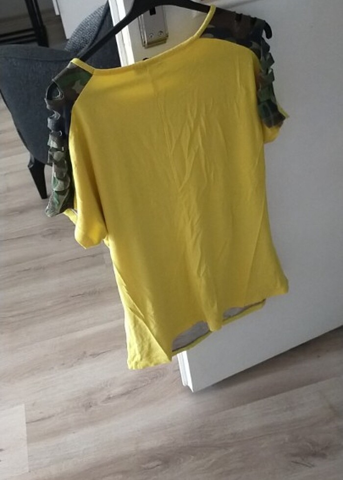 Bluz omuz detaylı - Görsel 5