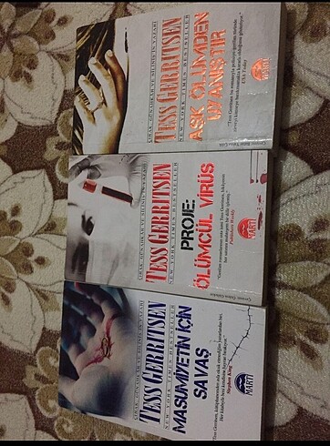 Tess geritsen kitapları