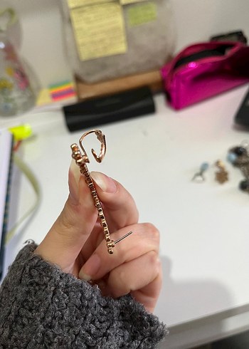Boncuklu Yılan Desenli Bej Kadın Ear Cuff - Görsel 2