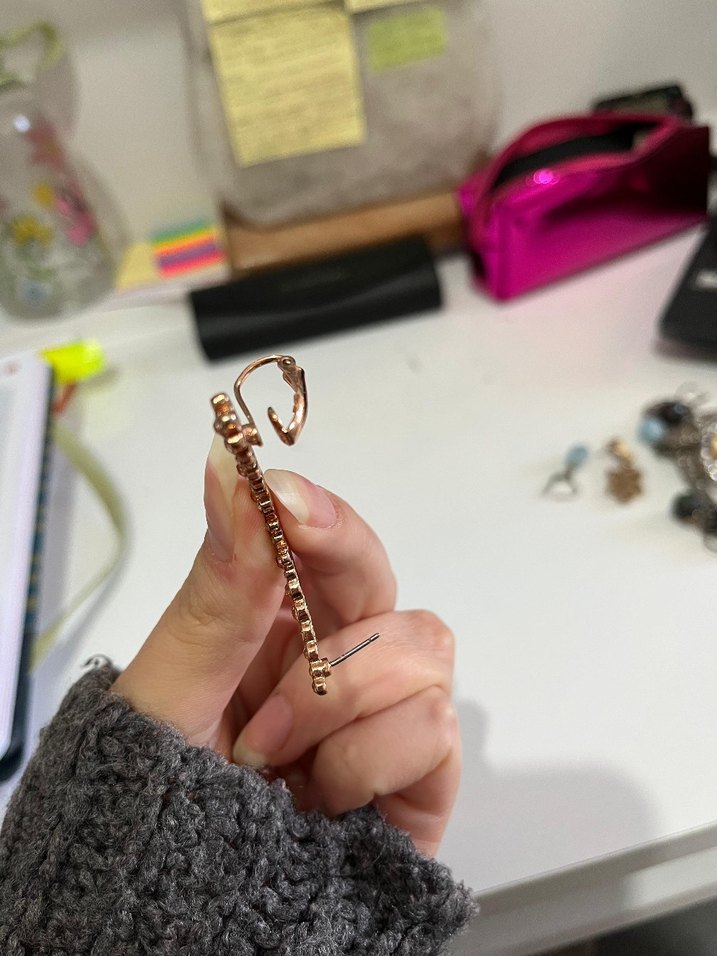 Boncuklu Yılan Desenli Bej Kadın Ear Cuff - Görsel 2