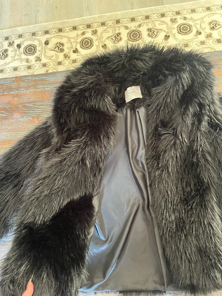 Siyah Kürk - Görsel 4