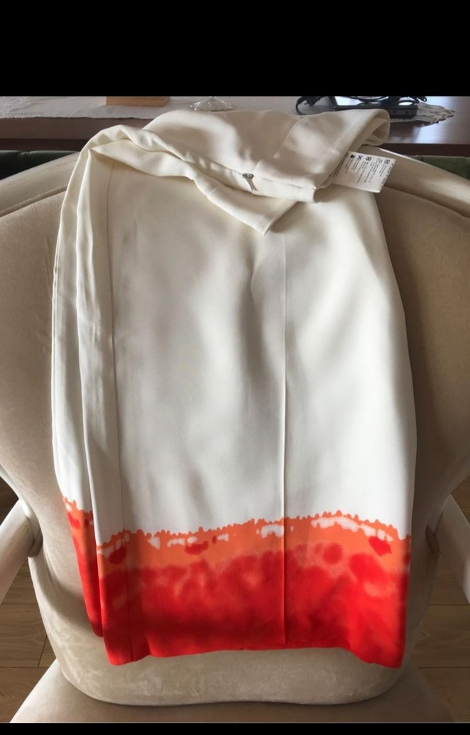 Beyaz Kırmızı Batik Desenli Salaş Midi Kadın Pantolon - Görsel 2