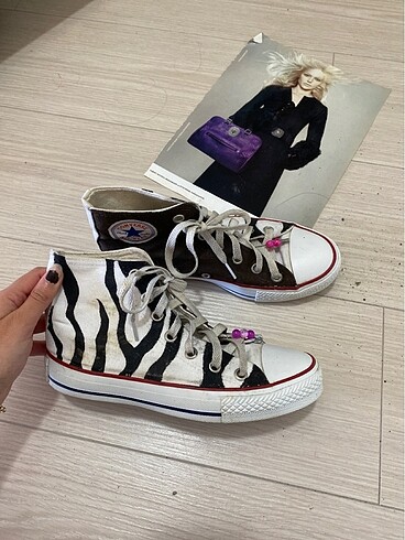 zebra tasarım converse