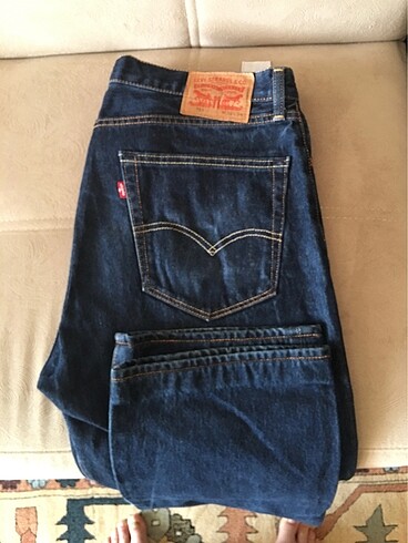 Orjinal Levis Classic likralı
