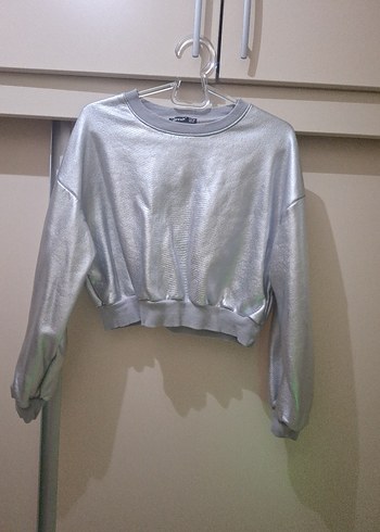 Kadın Metalik Gri Uzun Kollu Sweatshirt