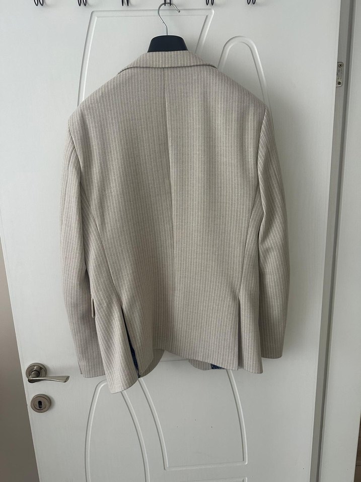 Bej Düğmeli Erkek Ceket - Görsel 2