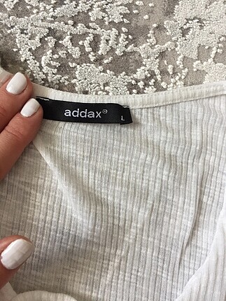 Addax Beyaz renk crop
