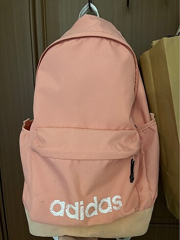 Adidas çanta