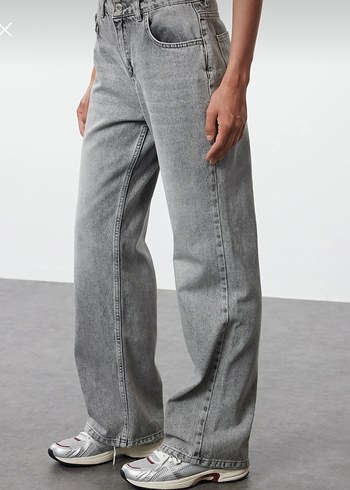 Gri Düğmeli Regular Fit Kadın Jean - Görsel 4