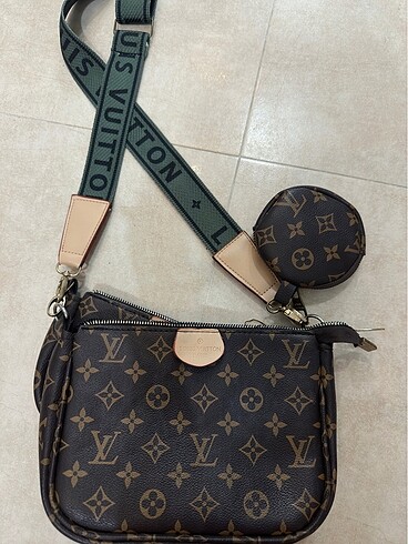 Louis vuitton carpraz canta
