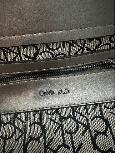 Calvin Klein Calvin klein canta