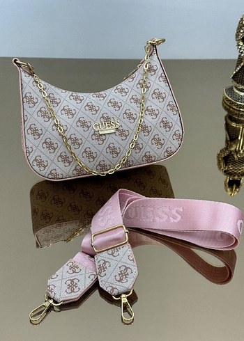 Guess Pembe Baskılı Kadın Çanta