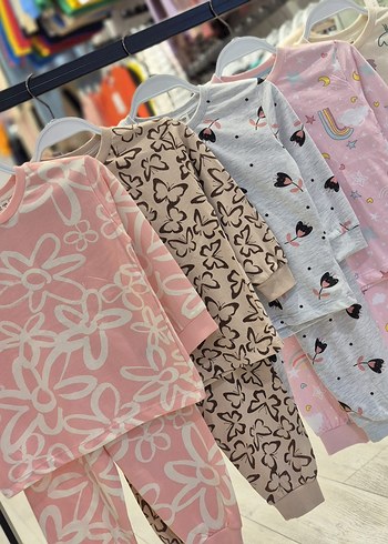 Çocuk Renkli Bağlama Desenli Pijama Takımları - Görsel 4