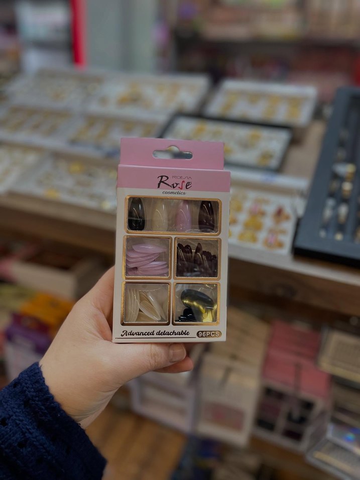 Çok Renkli Tırnak Süsleri - 96 Parça - Görsel 2