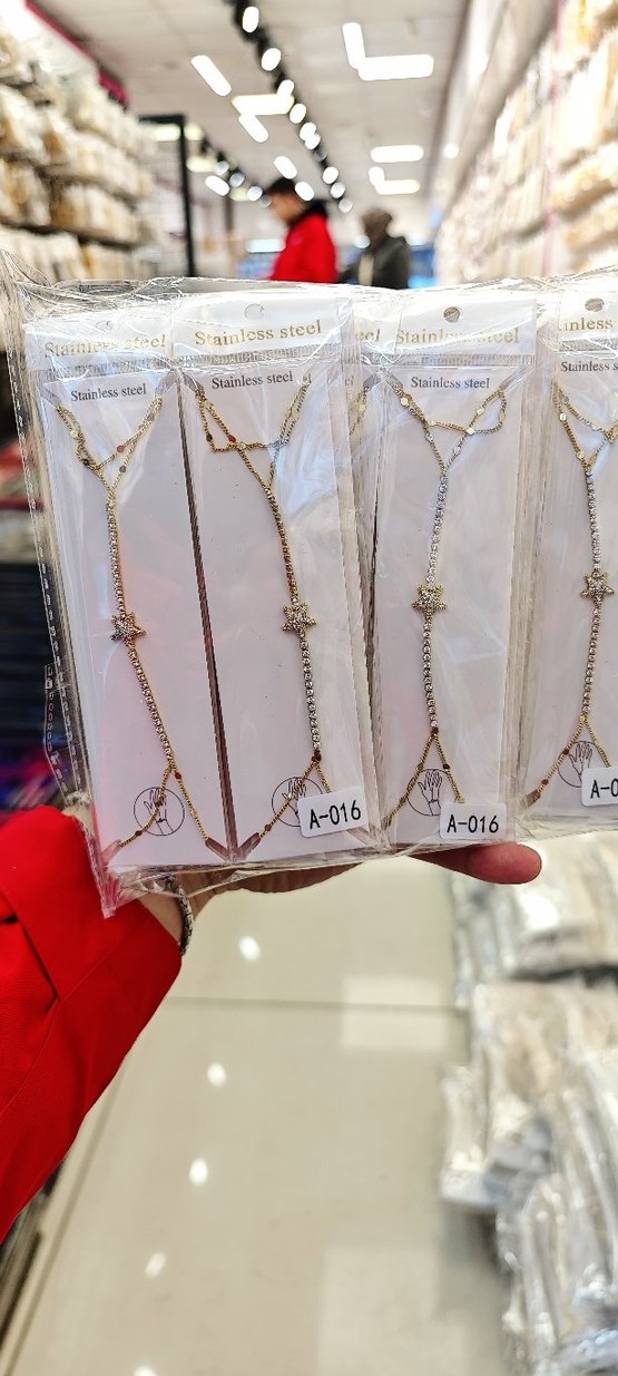 Altın Renk Zincir Detaylı Kadın El Zinciri - Görsel 5