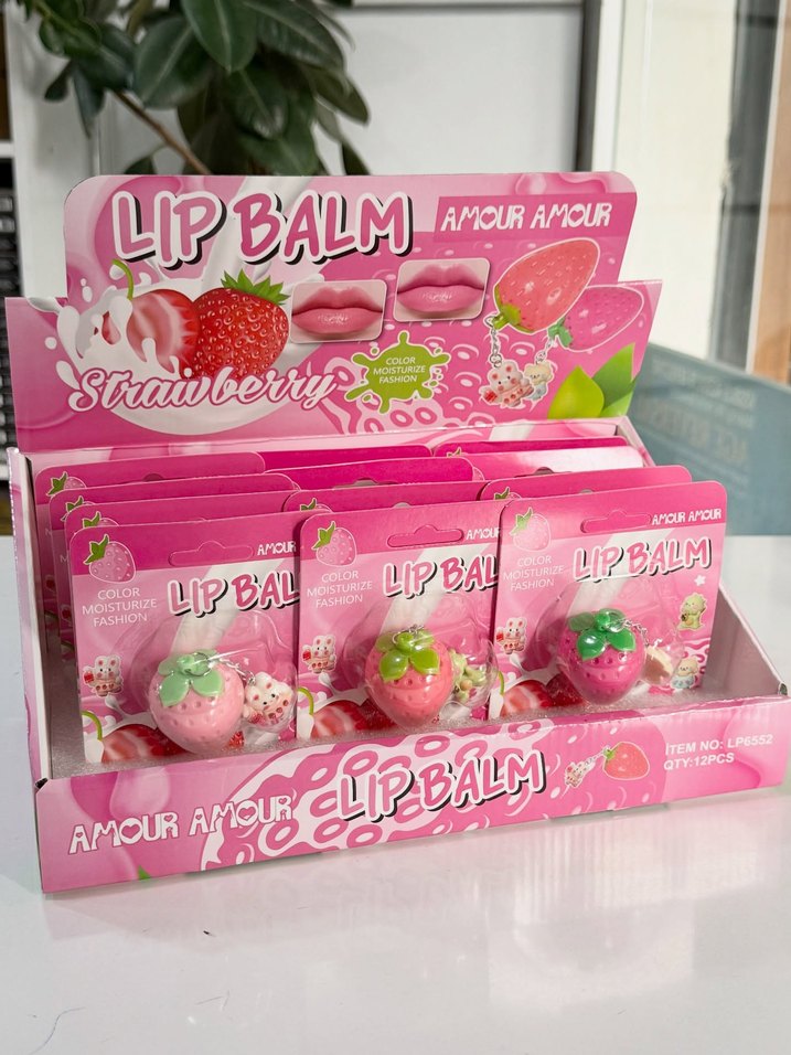 Amour amour çilek

model lip balm  - Görsel 2