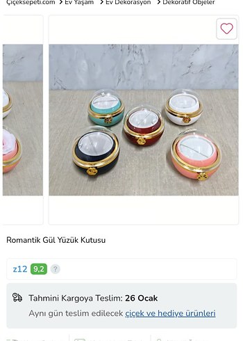 Romantik Gül Yüzük Kutusu
Beyaz Işıltılı Dudak Parlatıcısı - Görsel 2