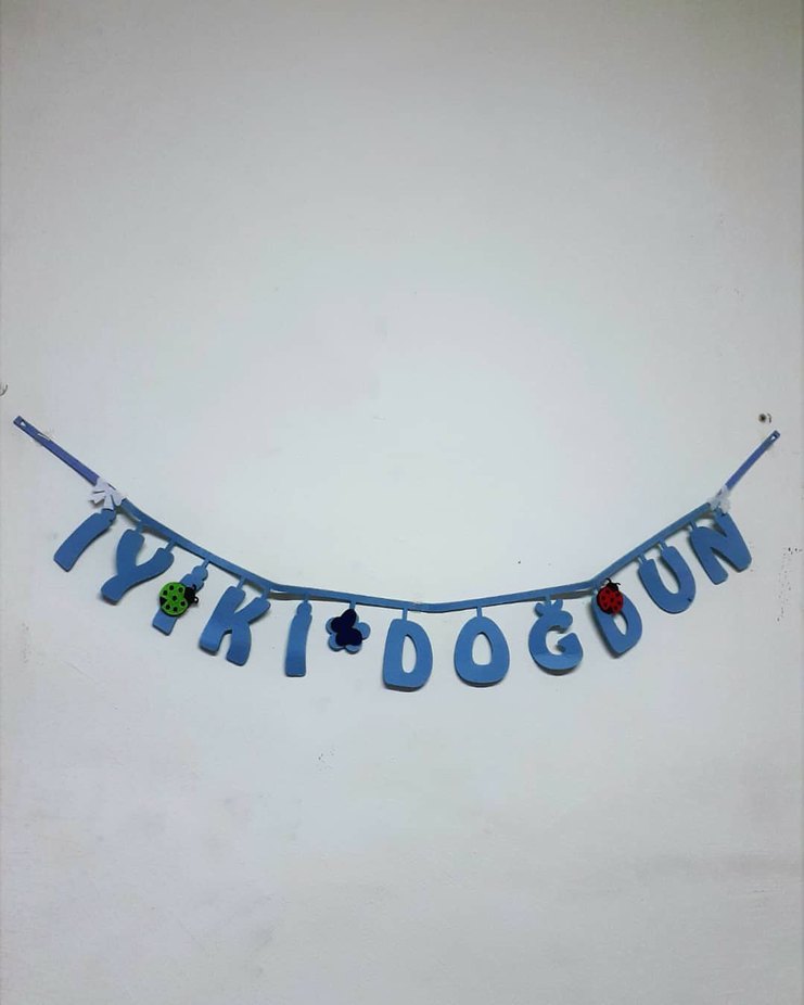 Kırmızı Parti Yazı Süsü İyi Ki Varsın - Görsel 2