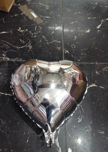 Altın Renk Kalp Şeklinde Folyo Balon - Görsel 7