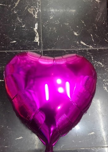 Altın Renk Kalp Şeklinde Folyo Balon - Görsel 5