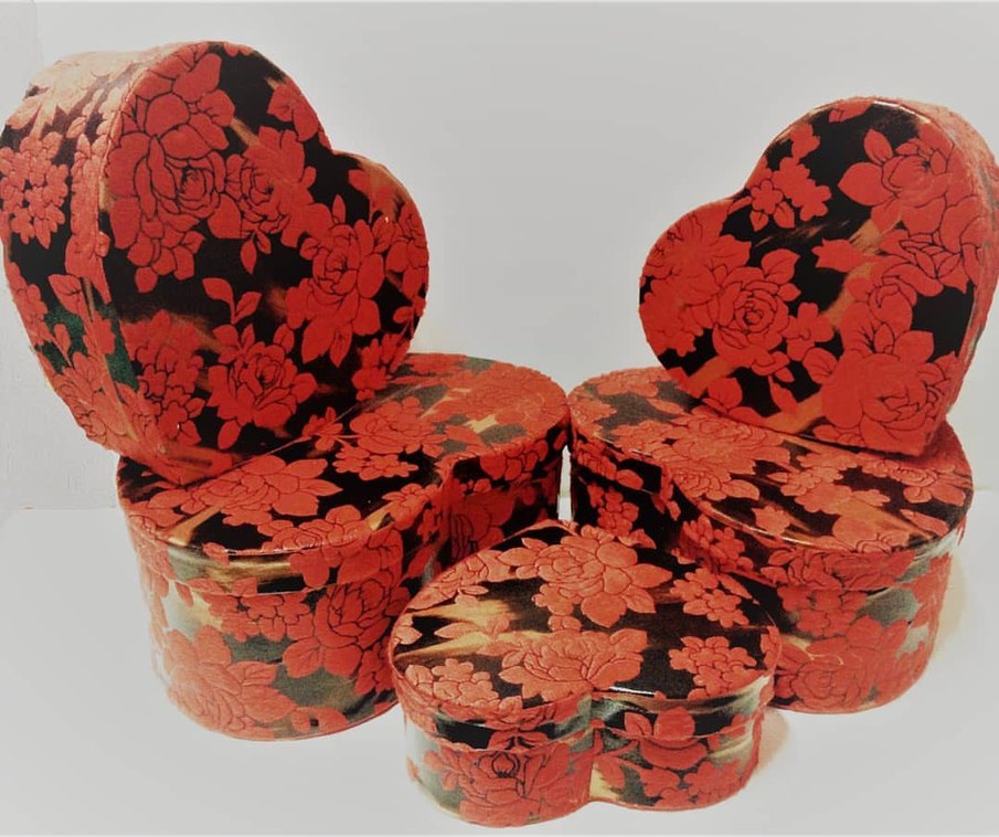 Kırmızı Kalp Desenli Hediye Kutusu Seti - Görsel 2