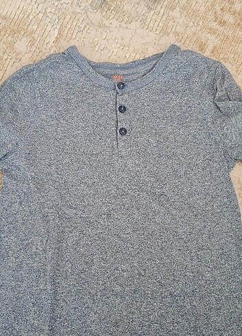 9 Yaş Beden 2 adet erkek çocuk tshirt