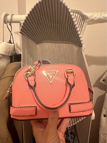 Guess mini çanta
