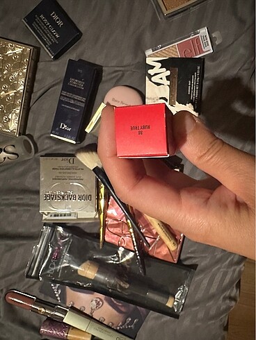  Beden kırmızı Renk Mac locked kiss