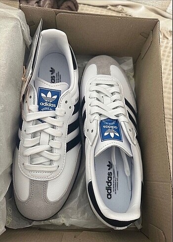 Adidas samba