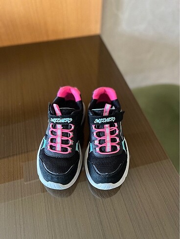 Skechers kız çocuk spor ayakkabı