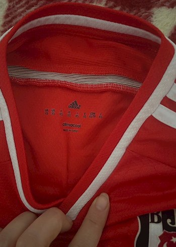Adidas Beşiktaş Kırmızı V Yaka Forma - Görsel 3